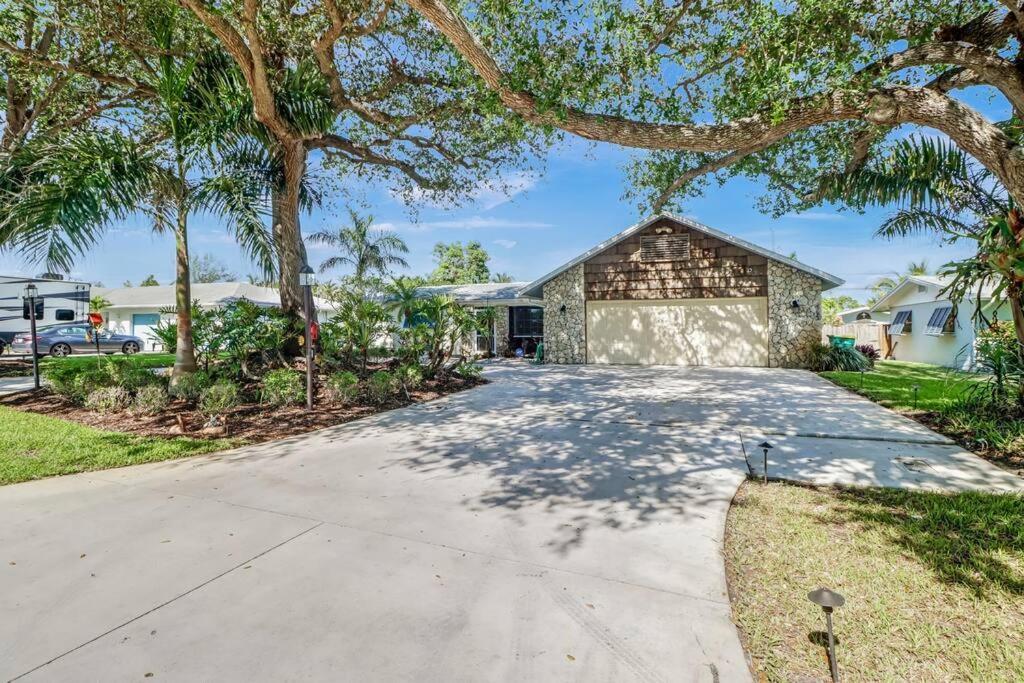 House W/ Heated Pool In Naples 5 Min To Beach Екстериор снимка
